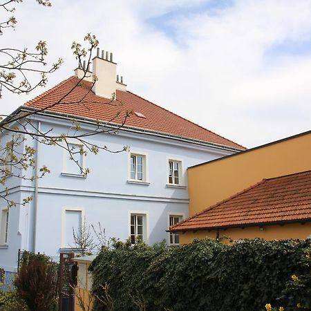 Satlava Valtice Daire Dış mekan fotoğraf